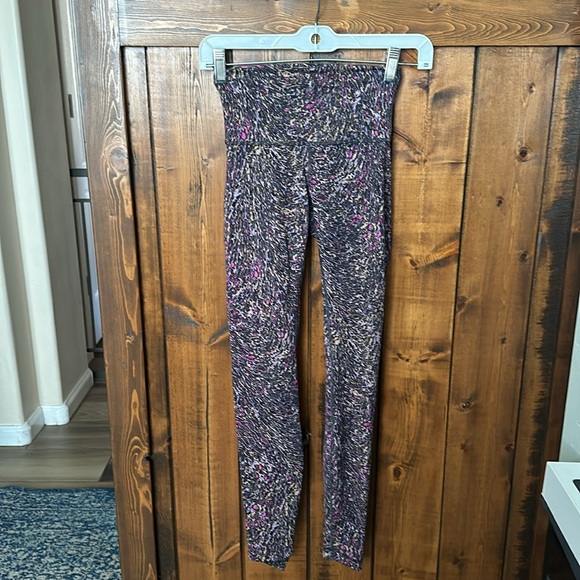 Lululemon Wunder Train High-Rise Tight 28", Size 2 - Picture 3 of 9